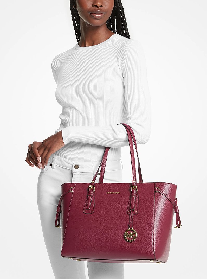 Voyager Medium Crossgrain Leather Tote Bag