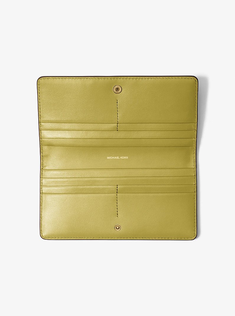 Cartera grande Bryant de piel granulada con cierre delantero con bot&oacute;n a presi&oacute;n in MANZANA | Michael Kors