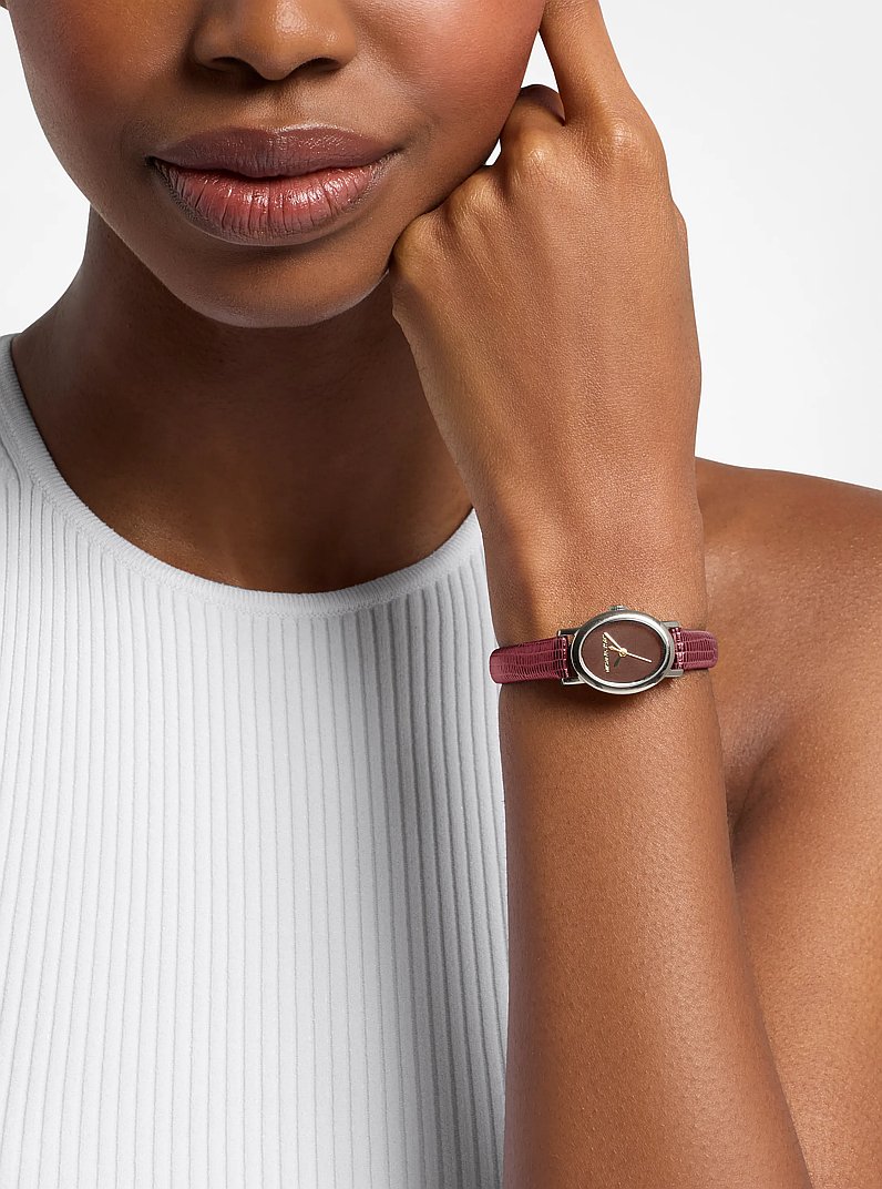 Petite montre Maude de ton argent et en cuir gaufr&eacute; &agrave; motif de l&eacute;zard in ROUGE POURPRE | Michael Kors