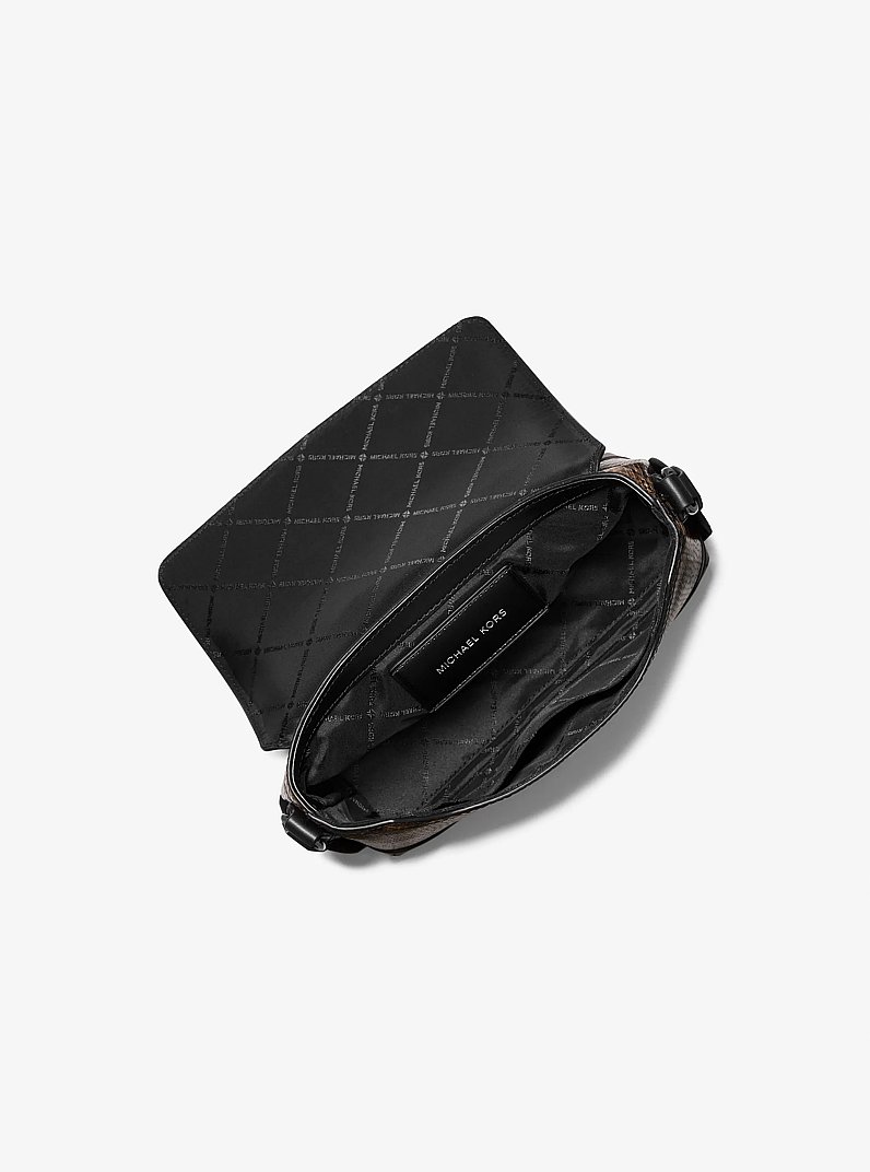 Bandolera Cyrus peque&ntilde;a de piel con dise&ntilde;o de serpiente en relieve in MADERA FLOTANTE | Michael Kors