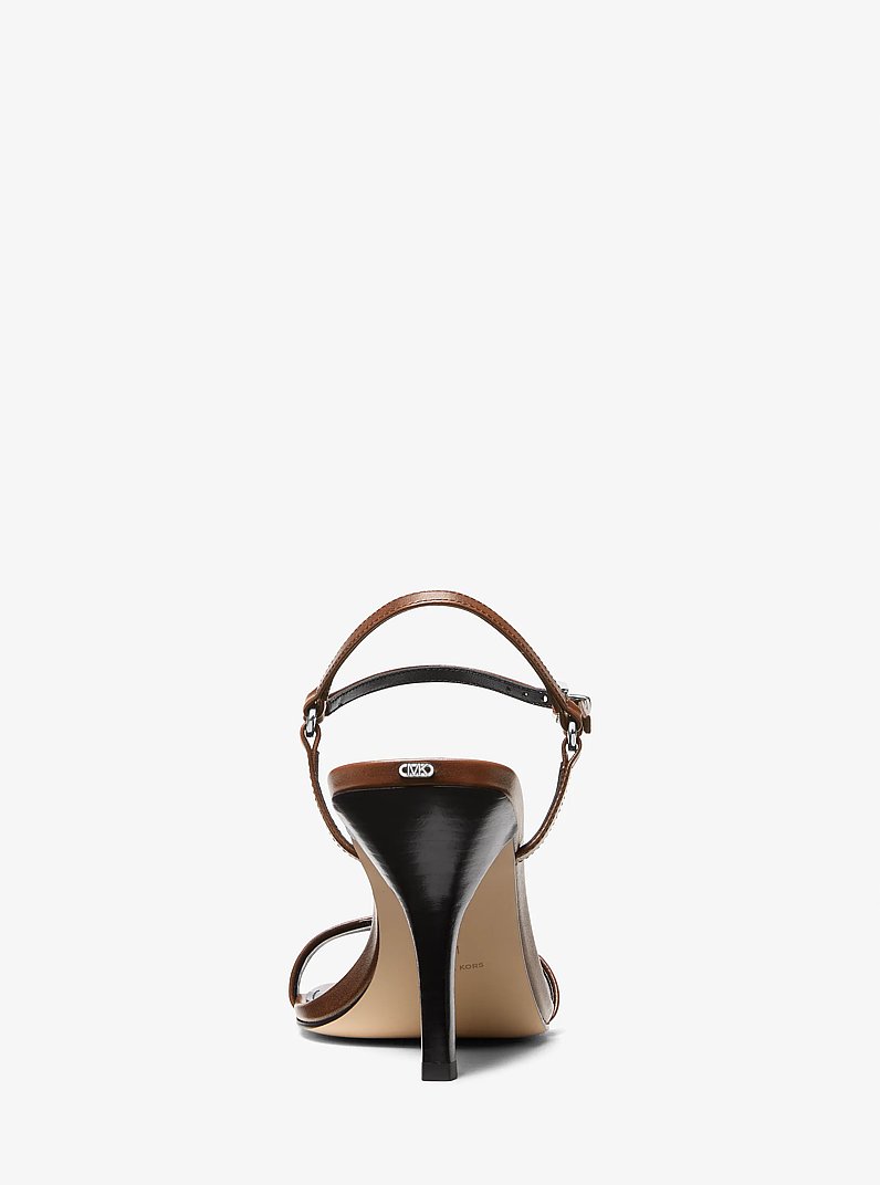 Sandalia Selina de piel curtida in LUGGAGE | Michael Kors