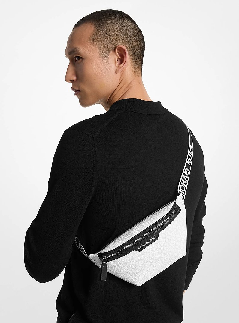 Sac-ceinture miniature Cooper &agrave; logo in BLANC &Eacute;CLATANT | Michael Kors