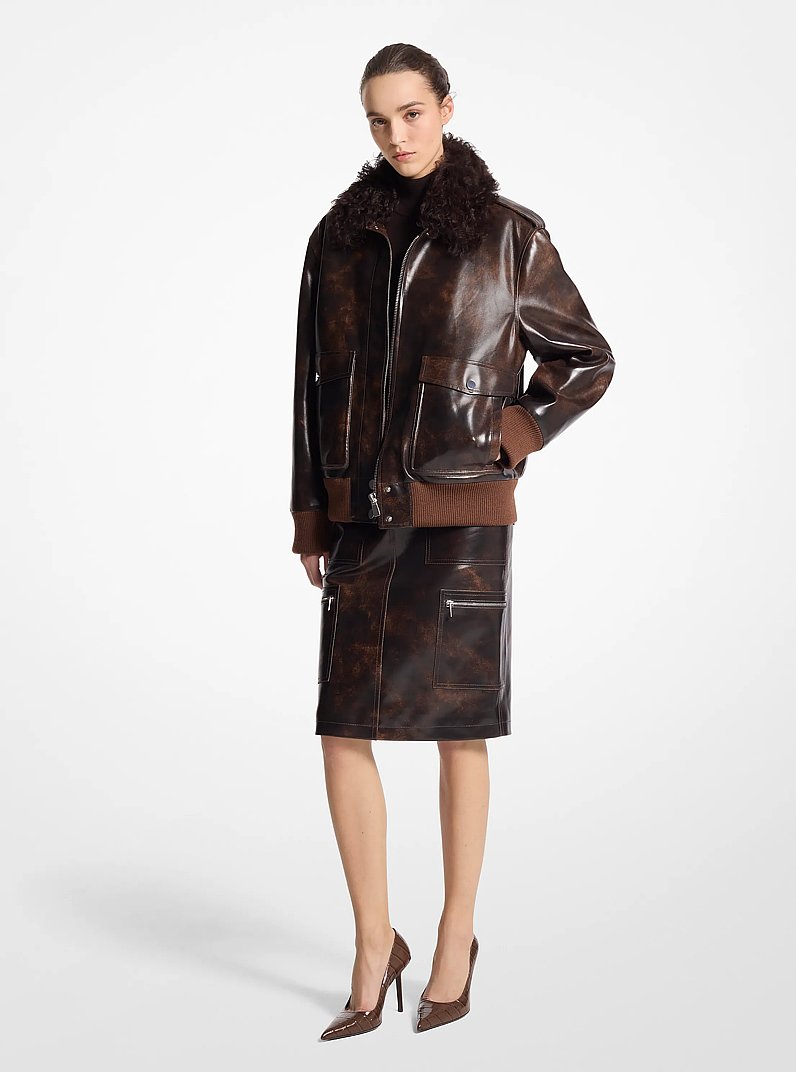Chaqueta bomber de piel curtida y borreguito in CHOCOLATE | Michael Kors