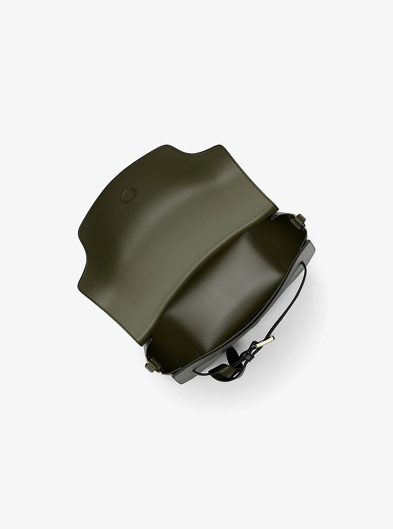 Petit sac &agrave; bandouli&egrave;re Emilia fa&ccedil;on sacoche en cuir grain&eacute; in LIERRE | Michael Kors