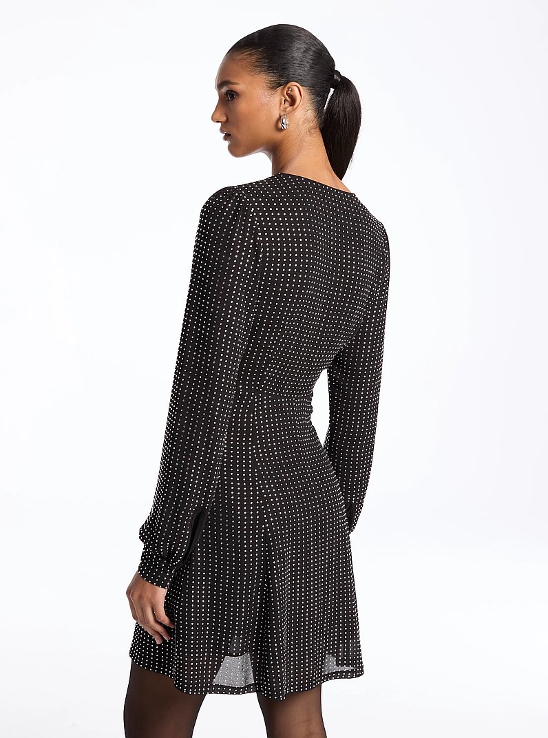 Vestido de georgette con diamantes de imitaci&oacute;n