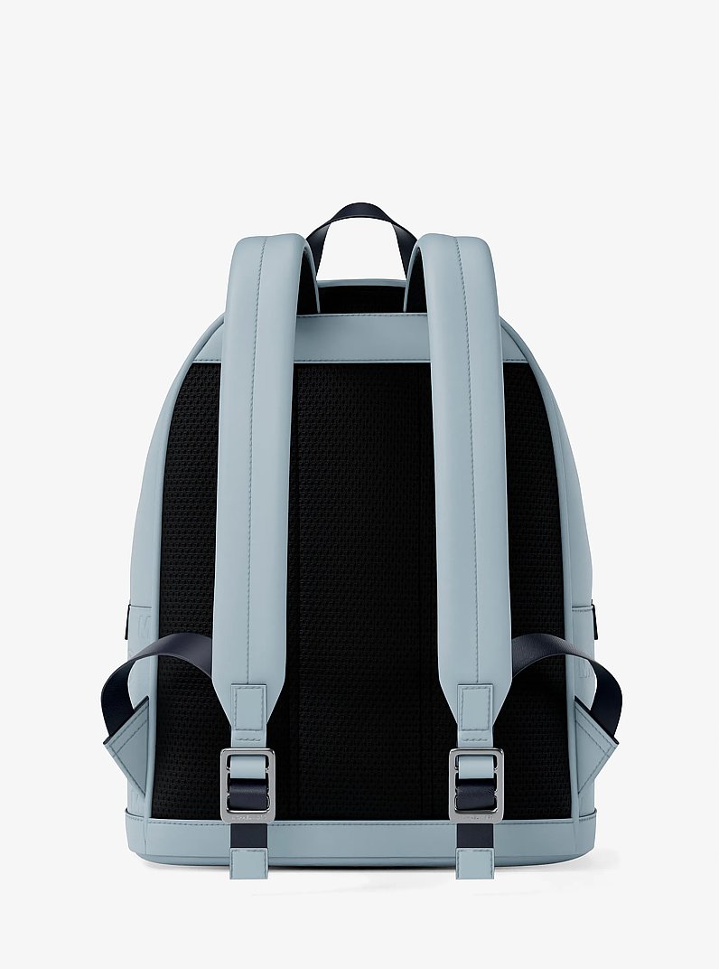 Sac &agrave; dos Cooper arrondi de taille moyenne &agrave; logo grav&eacute; in OC&Eacute;AN P&Acirc;LE | Michael Kors