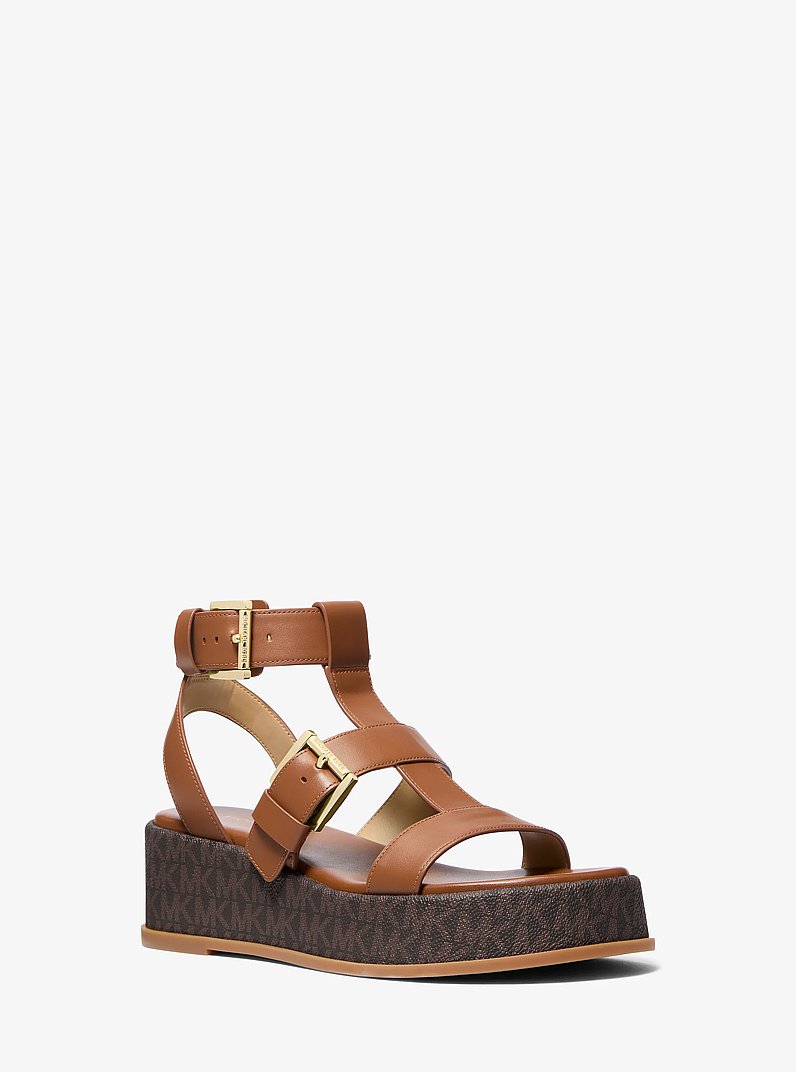 Sandalia gladiador Selah de cuero con plataforma y logotipo de la marca in MARR&Oacute;N | Michael Kors