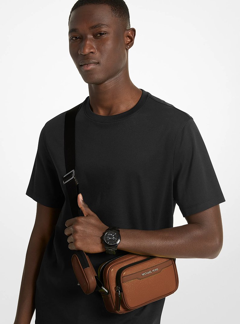 Sac pour appareil photo Cooper en cuir grain&eacute; in LUGGAGE | Michael Kors