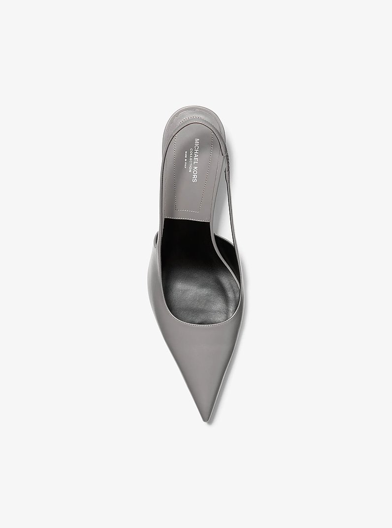 Zapato de sal&oacute;n abierto Emma de piel in PIZARRA | Michael Kors