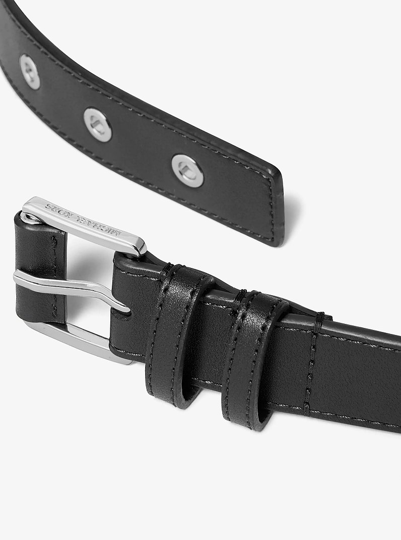 Ceinture en cuir &agrave; &oelig;illets in NOIR/ARGENT | Michael Kors