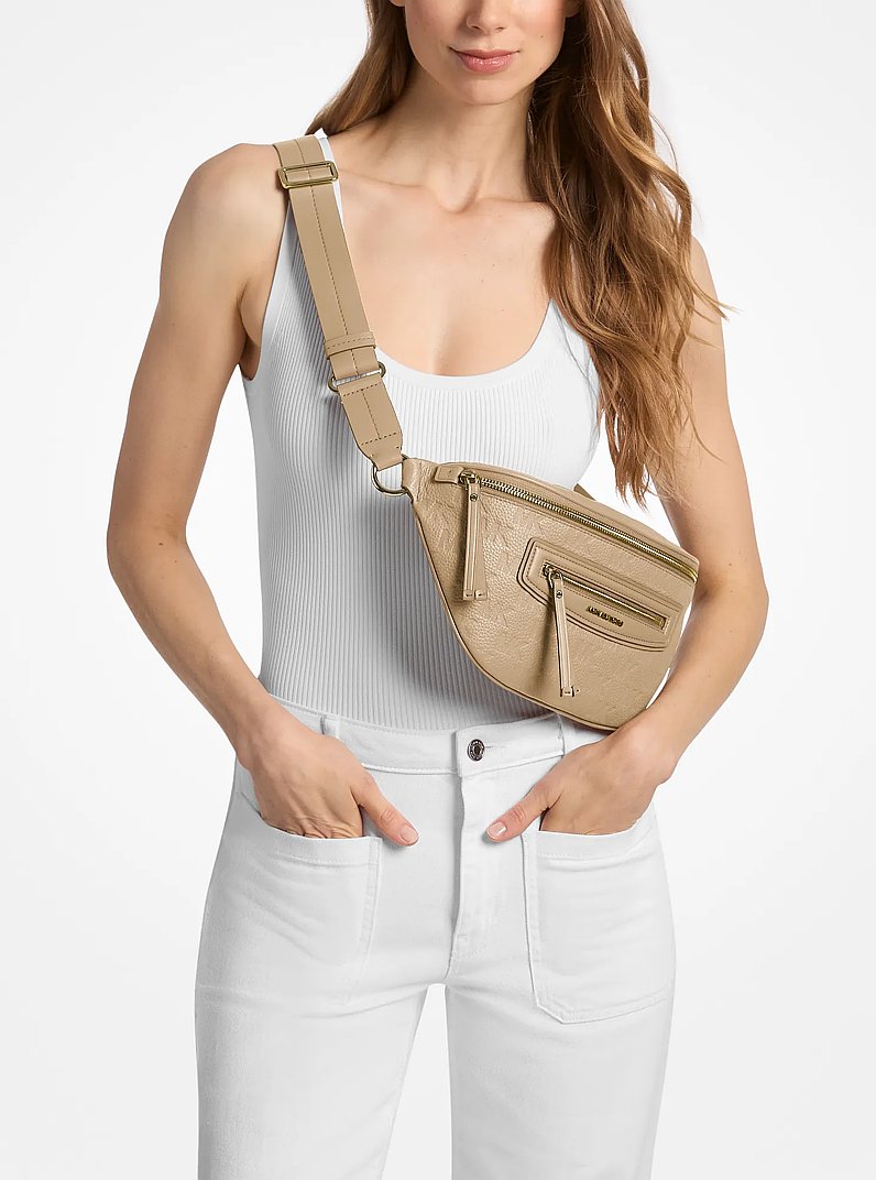 Sling-Tasche Jet Set Travel Medium aus Leder mit Logopr&auml;gung in KHAKI | Michael Kors