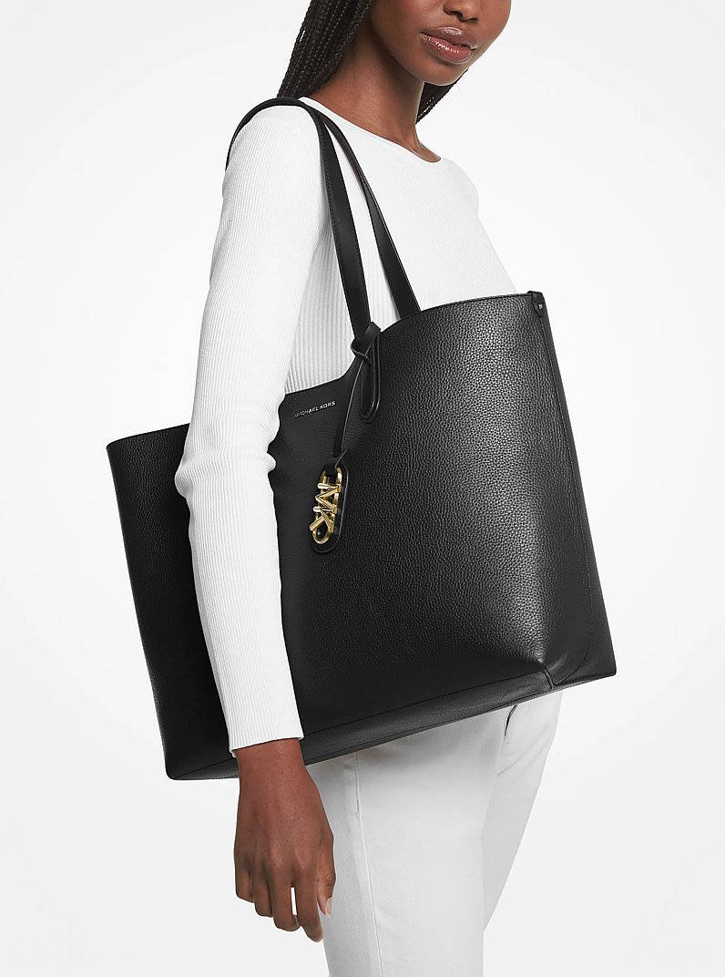 Eliza Extra-Large Pebbled Leather Reversible Tote Bag in BLACK | Michael Kors
