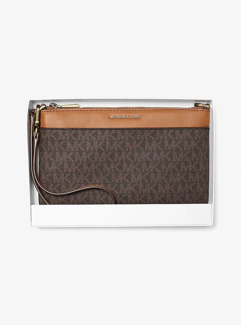 Jet Set Medium Signature Logo Wristlet in BRN/ACORN | Michael Kors