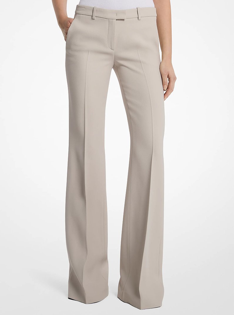 Pantalon &eacute;vas&eacute; Haylee en double cr&ecirc;pe sabl&eacute;
