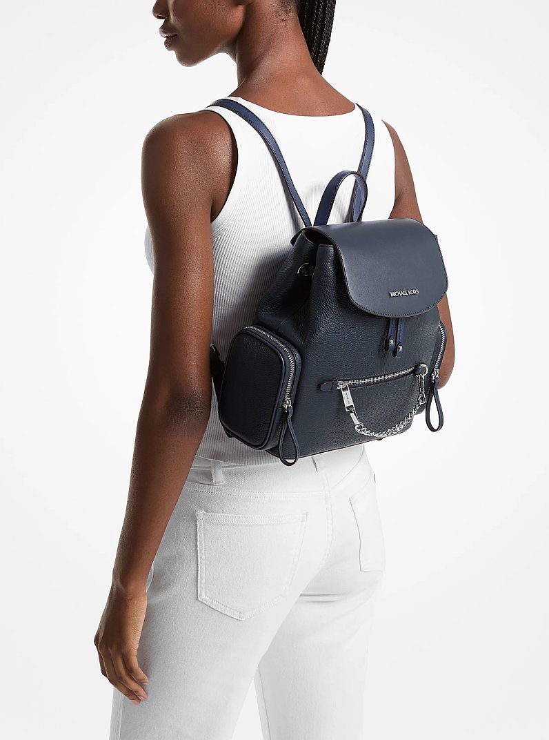 MICHAEL KORS ファニーパック （ボディバッグ） Cooper Logo Belt Bag in BLACK - Sale | Michael Kors [US]