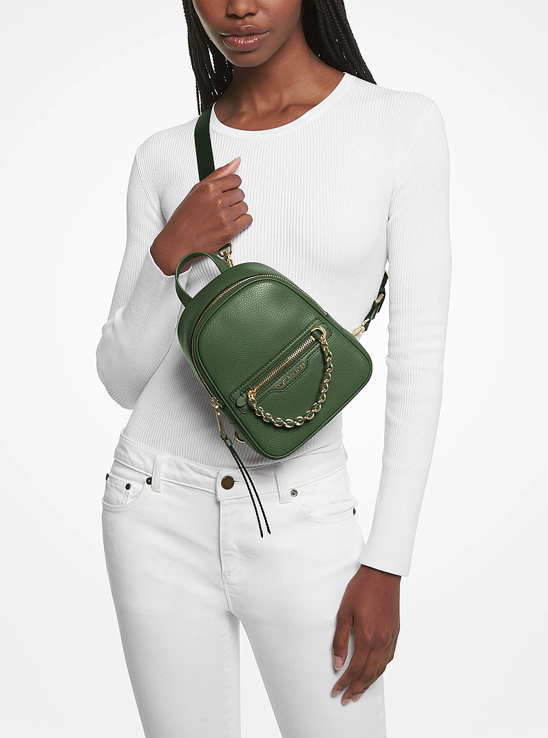 Tr&egrave;s petit sac &agrave; dos Elliot en cuir grain&eacute; in VERT AMAZONE | Michael Kors
