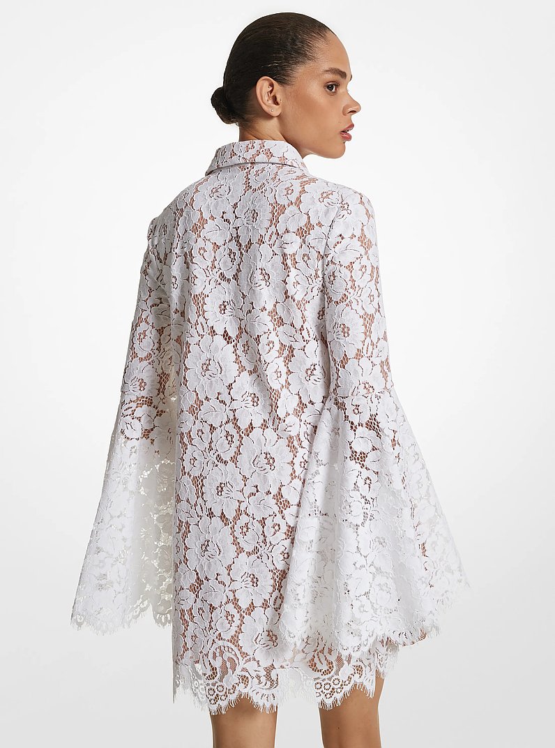 Hemdkleid aus Blumenspitze mit Glocken&auml;rmeln in OPTIC WHITE | Michael Kors