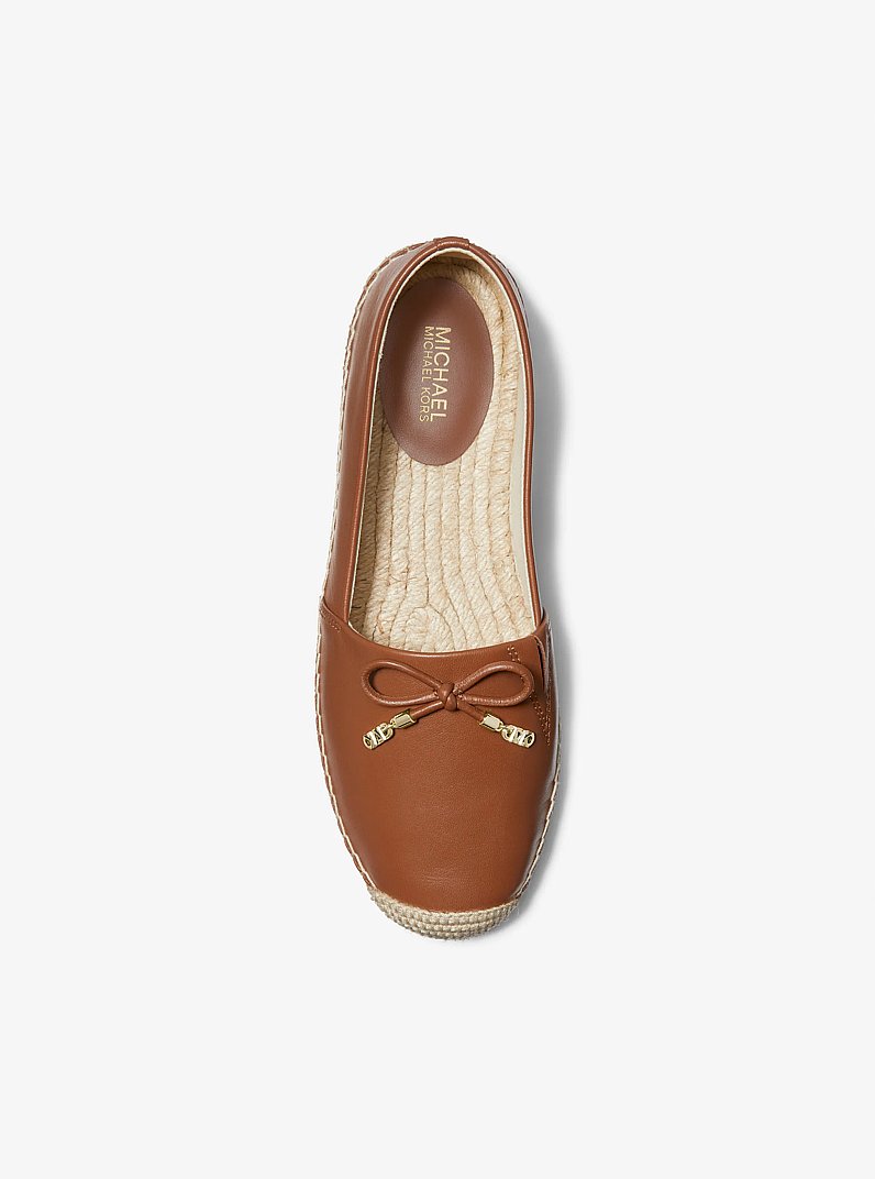 Espadrille &agrave; enfiler Nori en cuir in LUGGAGE | Michael Kors