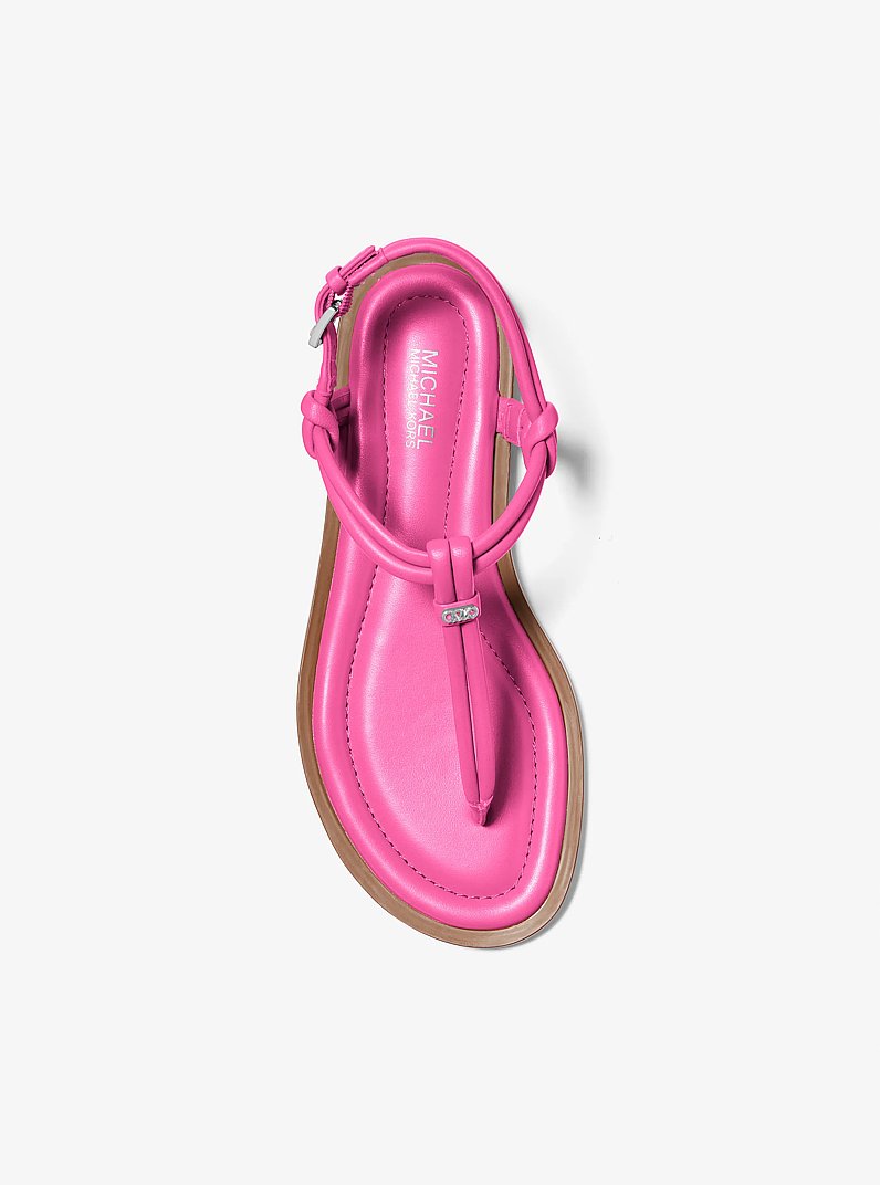 Sandalia Astra de cuero con correa en forma de T in BAYA SILVESTRE | Michael Kors