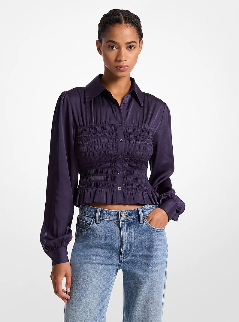 Chemise &agrave; smocks en satin craquel&eacute;