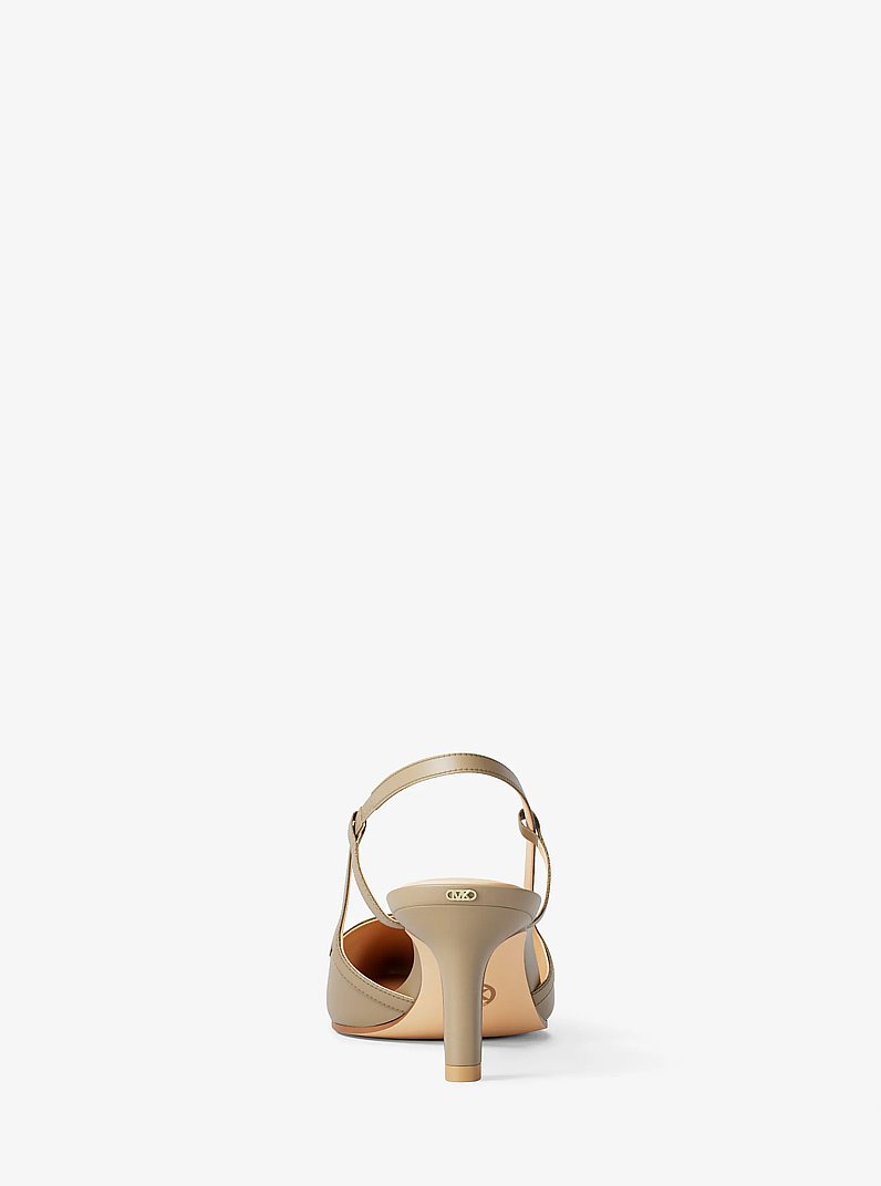 D&eacute;collet&eacute; Alora slingback in pelle in CRETA | Michael Kors