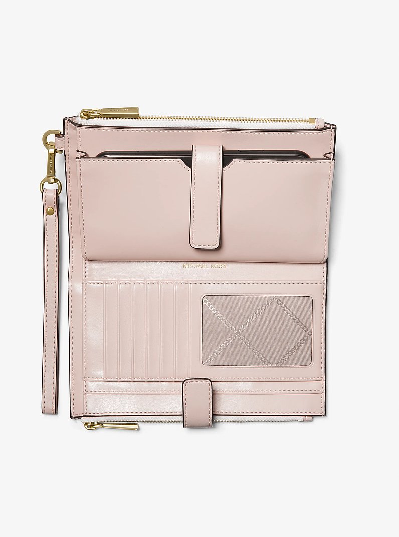 Adele Logo Smartphone Wallet in BRN/SFTPINK | Michael Kors