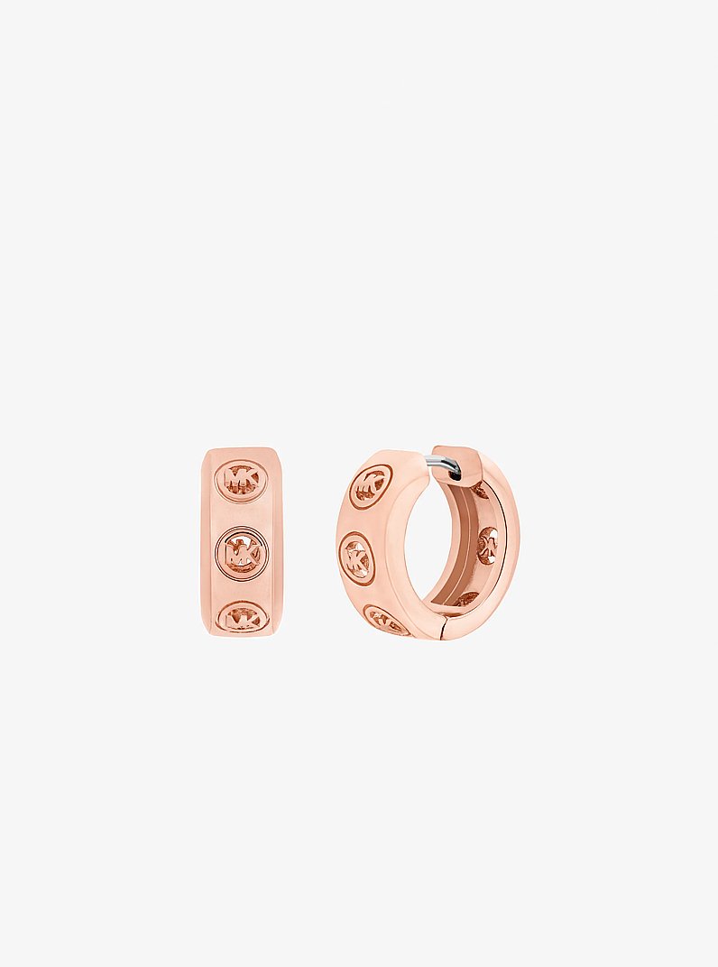 Boucles d&rsquo;oreilles Huggie &agrave; logo in OR ROSE | Michael Kors