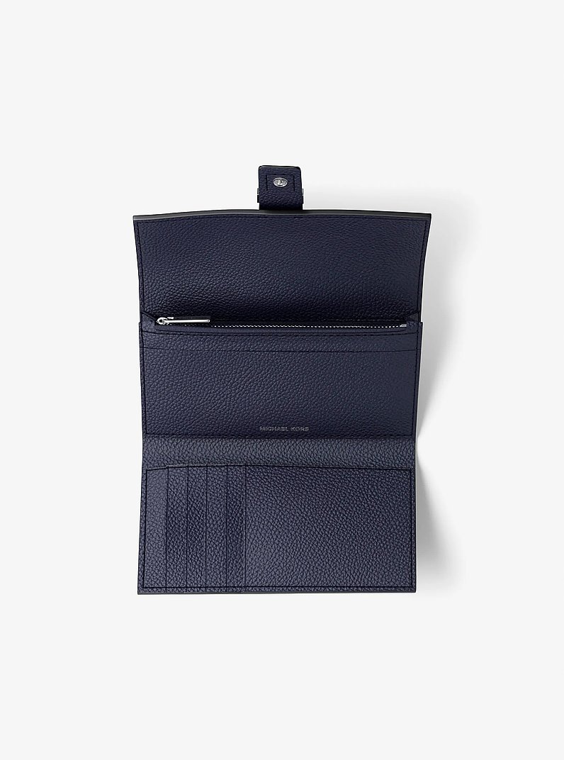 Trifold-Brieftasche Nolita Medium aus gekrispeltem Leder in BLAUGR&Uuml;NES KLEID | Michael Kors