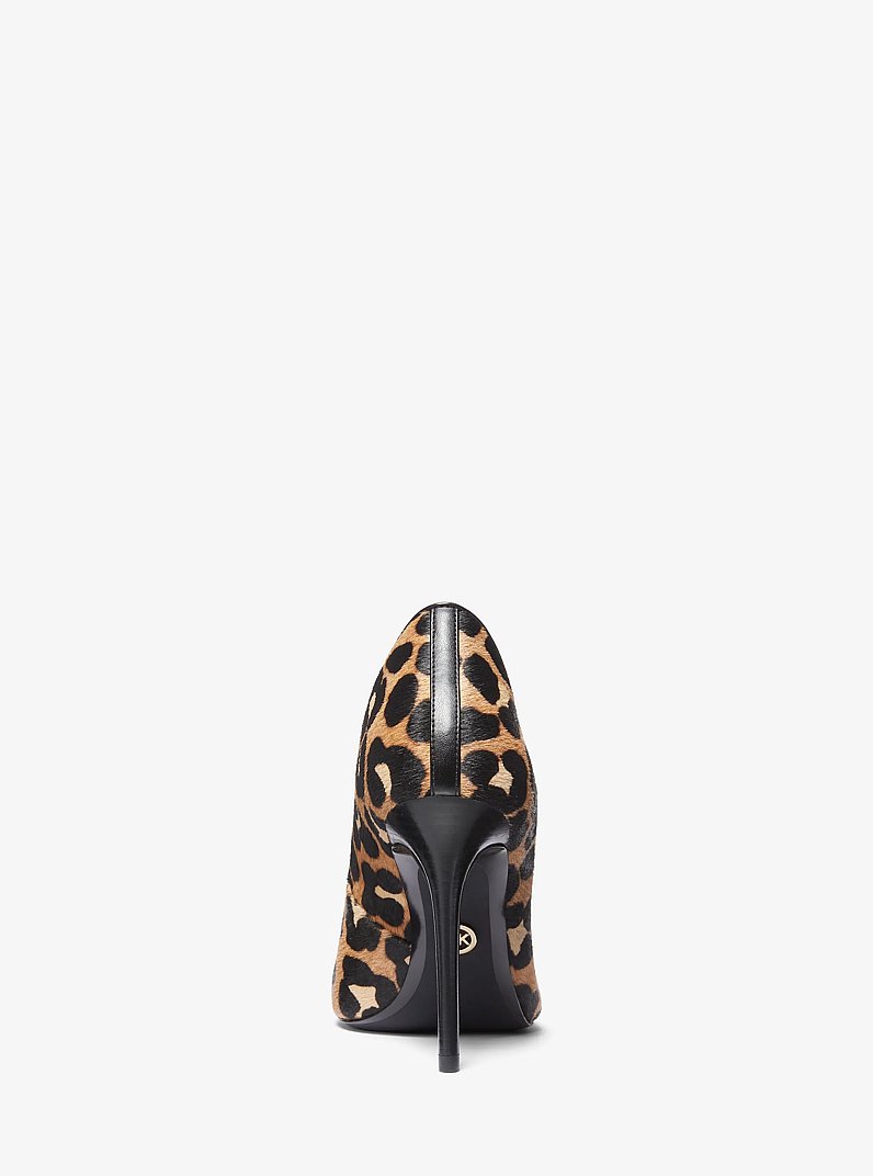 Escarpin Keke en poil de veau &agrave; imprim&eacute; l&eacute;opard in COMBINAISON NOIRE | Michael Kors