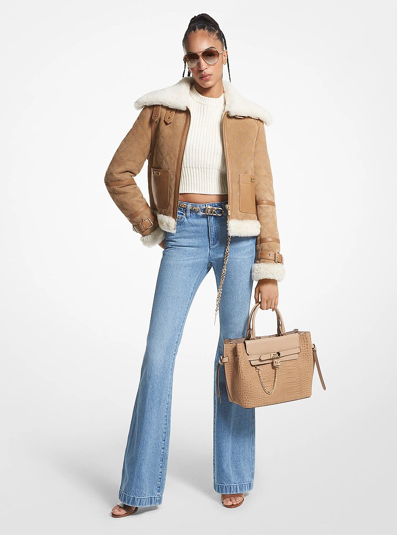 Blouson d'aviateur en daim en relief et en peau de mouton &agrave; logo Empire in CAMEL FONC&Eacute;/BLANC CASS&Eacute; | Michael Kors