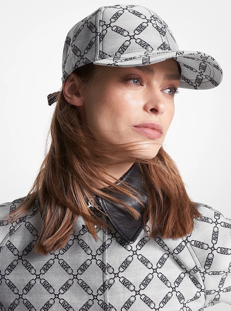Empire Logo Jacquard Baseball Hat in NEGRO | Michael Kors