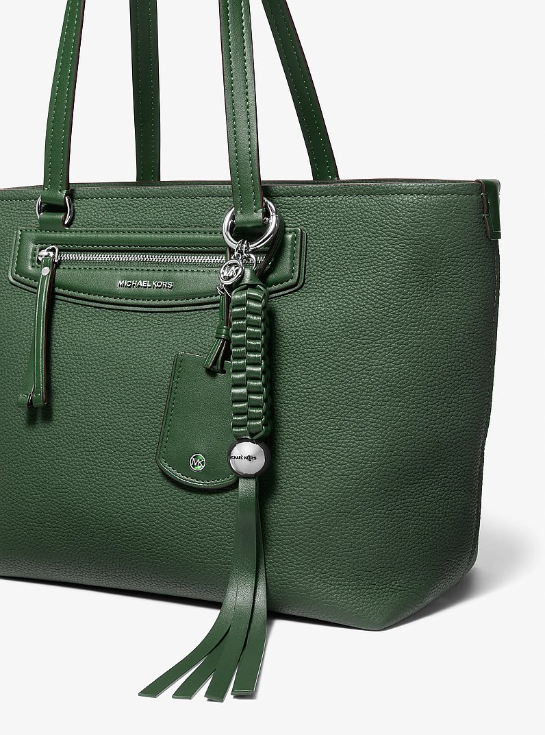 Colgante para bolso tejido in MUSGO | Michael Kors