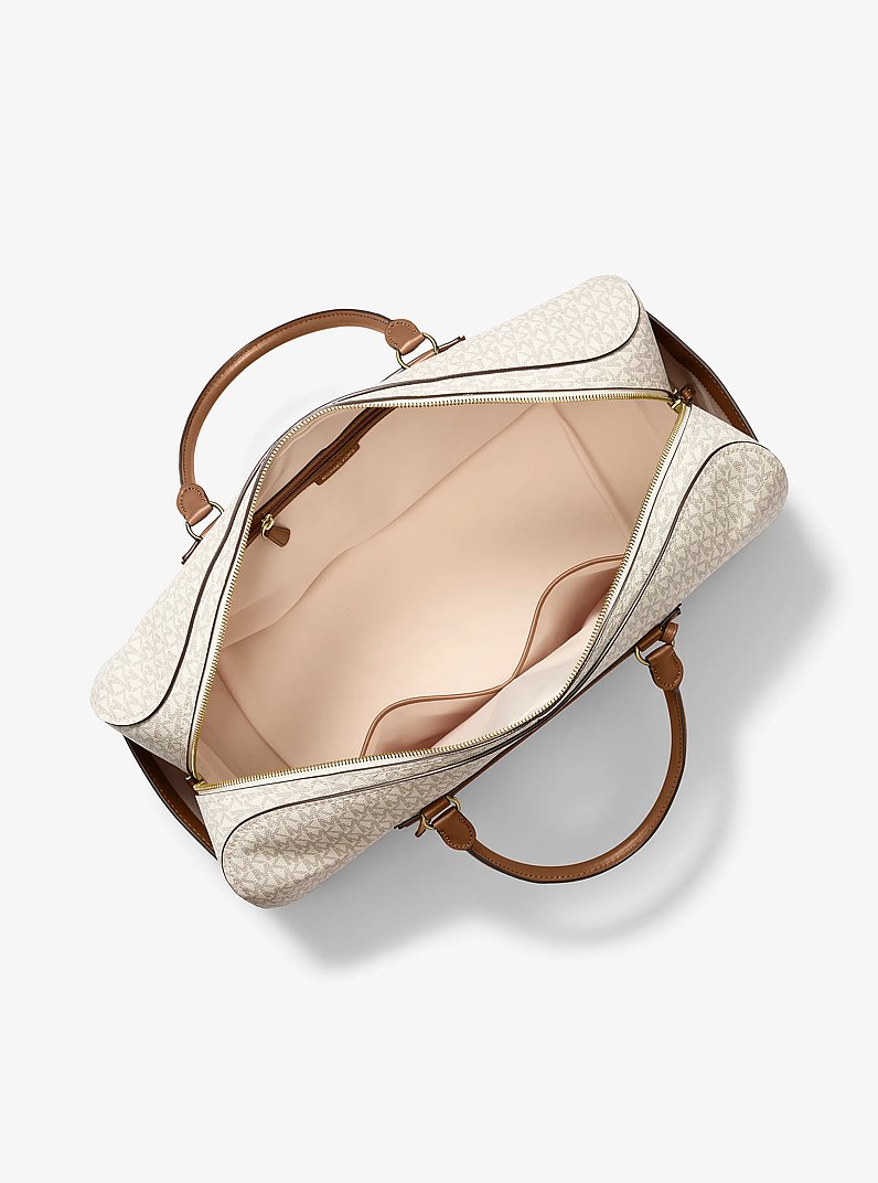 Weekender Jet Set Travel Extra-Large mit Signature-Logomuster in VANILLE/EICHELBRAUN | Michael Kors