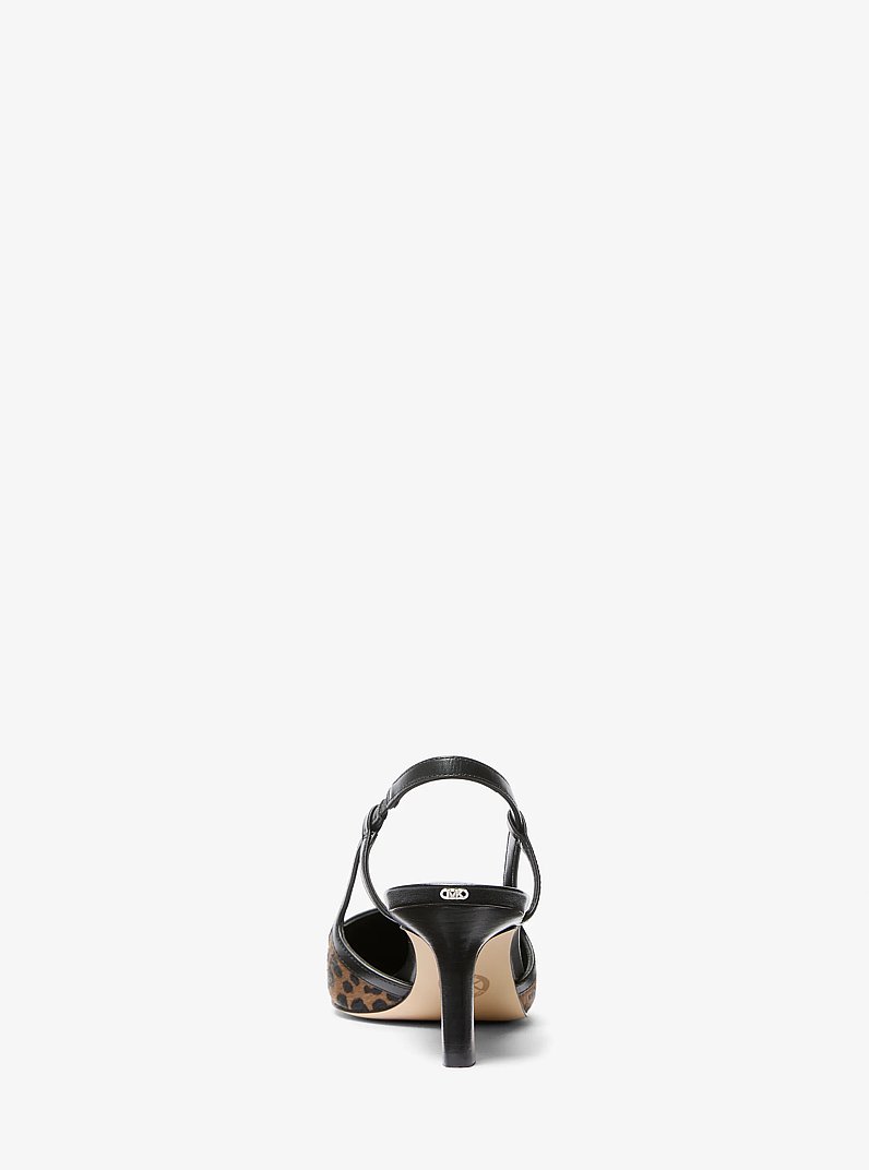 Zapato de sal&oacute;n Alora en pelo de becerro con estampado de guepardo y tal&oacute;n descubierto in HUSK MULTI | Michael Kors