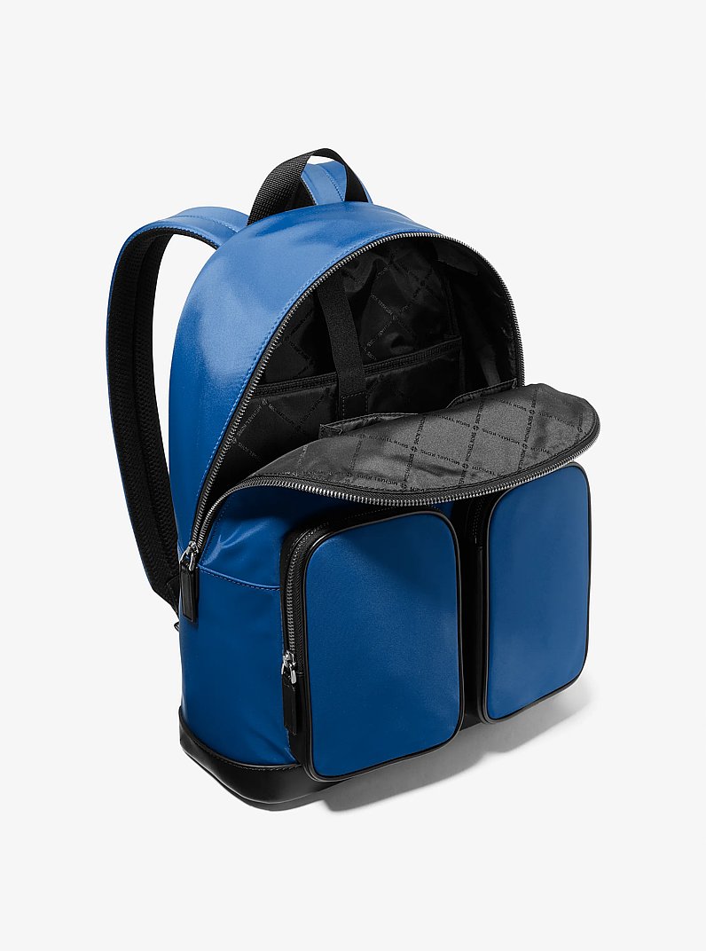 Mochila Lautner de nailon con bolsillo