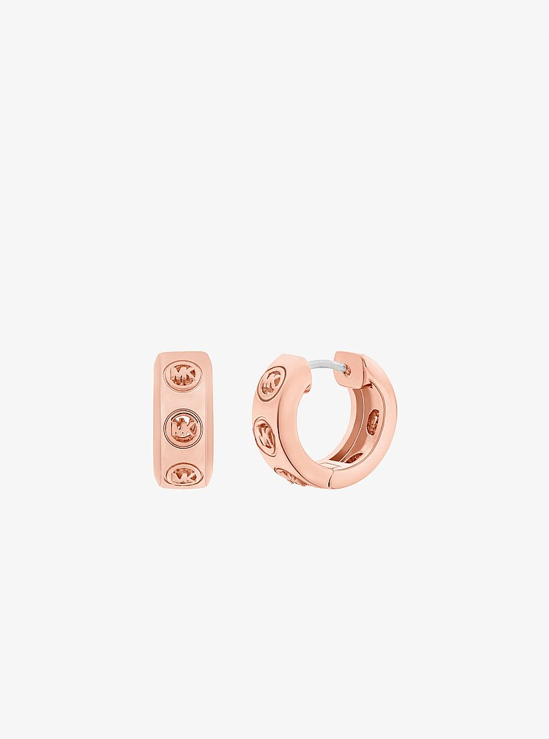 Boucles d&rsquo;oreilles Huggie &agrave; logo in OR ROSE | Michael Kors