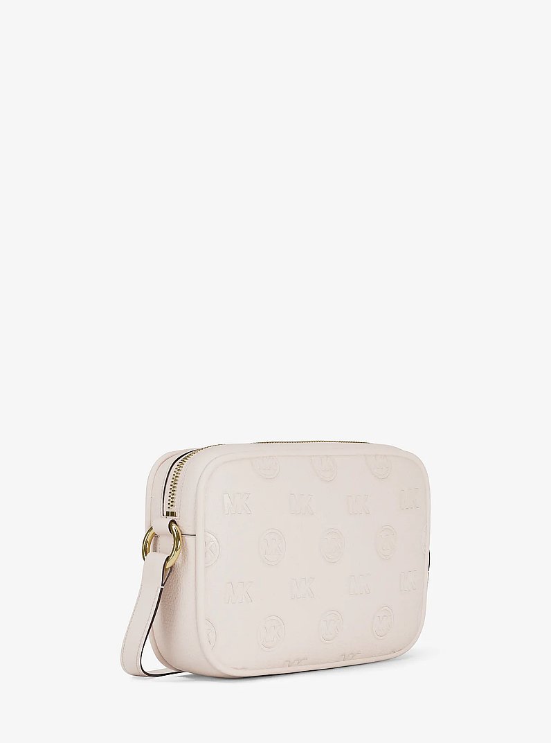 Grand sac &agrave; bandouli&egrave;re pour appareil photo Jet Set Travel &agrave; logo grav&eacute; in CR&Egrave;ME L&Eacute;GER | Michael Kors
