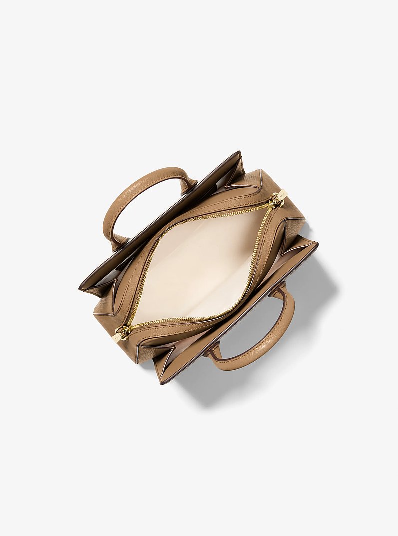 Bolso satchel Laila peque&ntilde;o con logotipo in C&Aacute;SCARA | Michael Kors