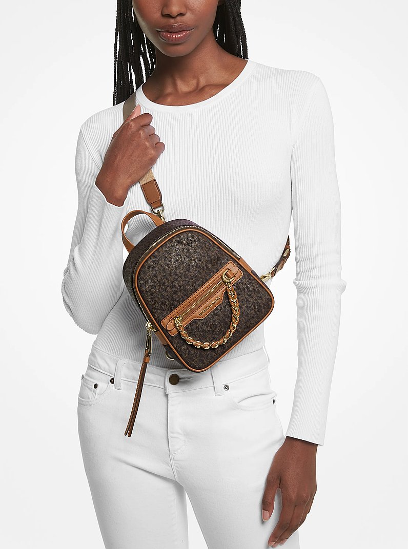 Elliot Extra-Small Logo Backpack in BRN/ACORN | Michael Kors