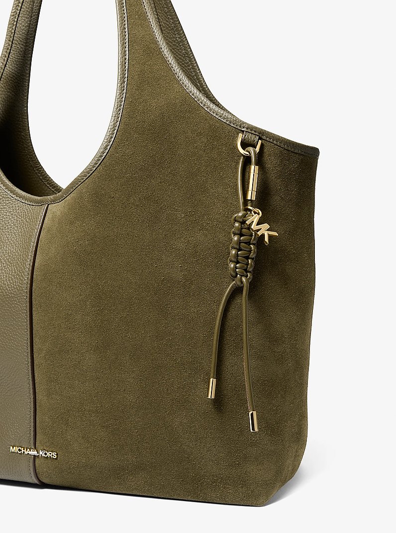 Taschenanh&auml;nger im Goldton mit geflochtenen B&auml;ndern in LODEN | Michael Kors