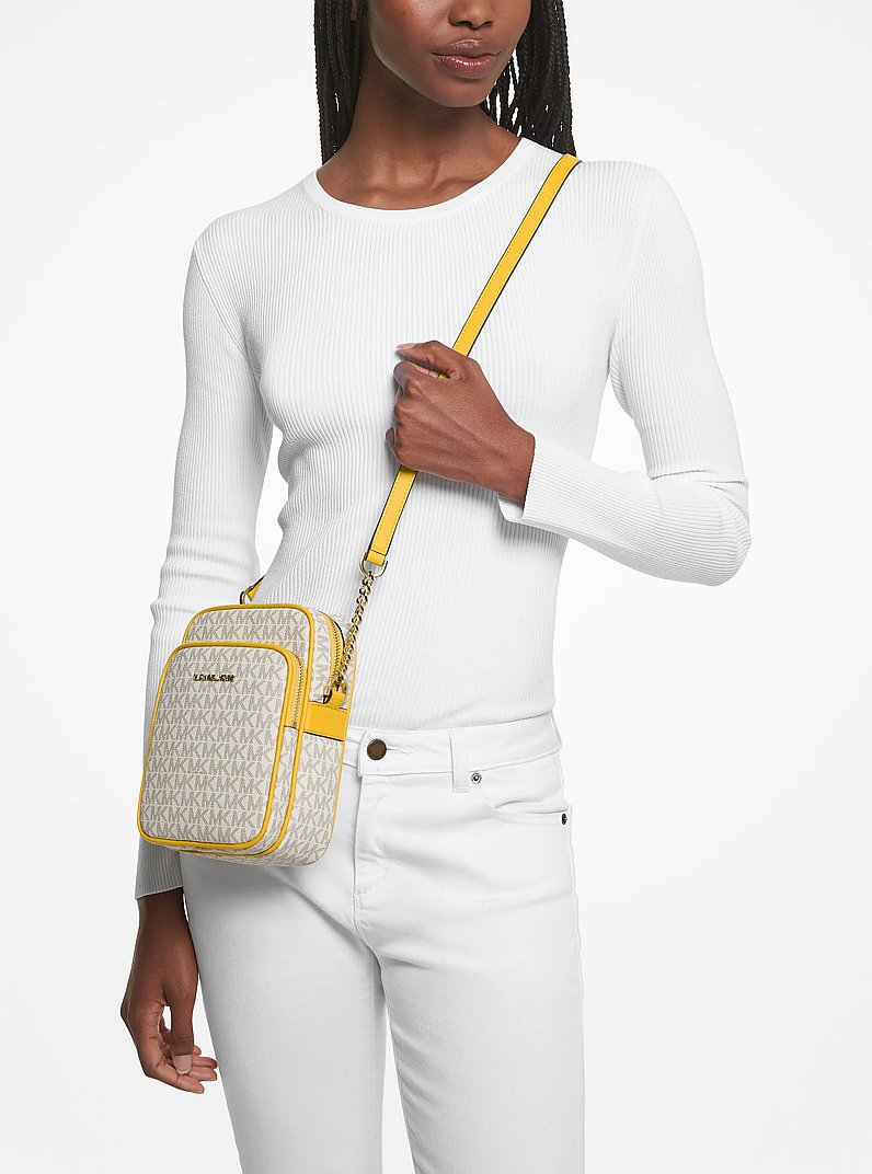 Jet Set Travel Medium Logo Crossbody Bag