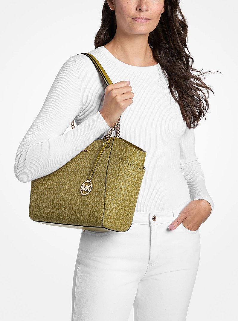Jet Set Large Signature Logo Shoulder Bag