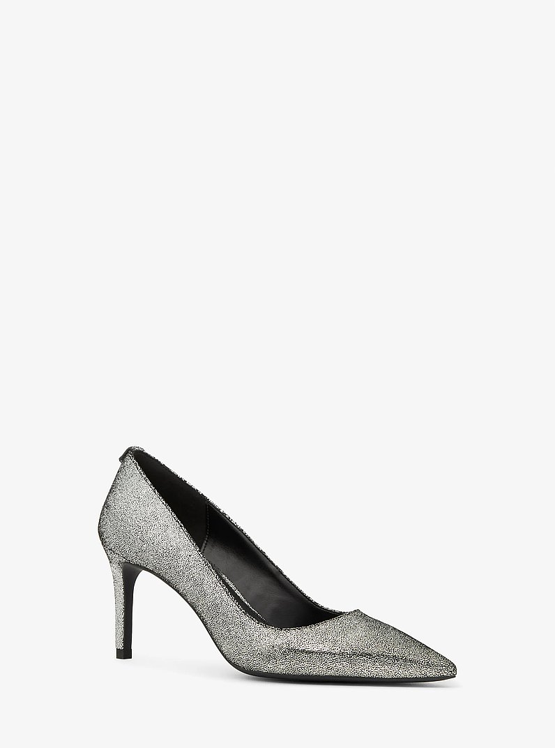 Zapato de sal&oacute;n Alina Flex de piel metalizada in PLATEADO | Michael Kors