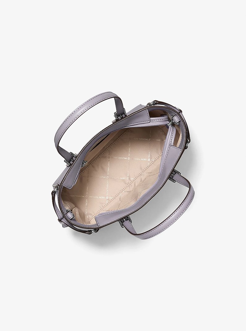 Bandolera Voyager convertible extrapeque&ntilde;a de piel granulada in LILA | Michael Kors