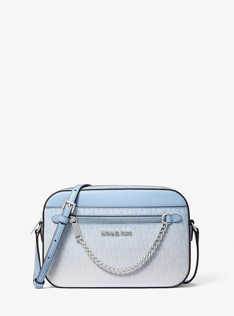 M　マイケルコース Izzy Small Pebbled Leather Barrel Pochette in OPTIC WHITE - Sale