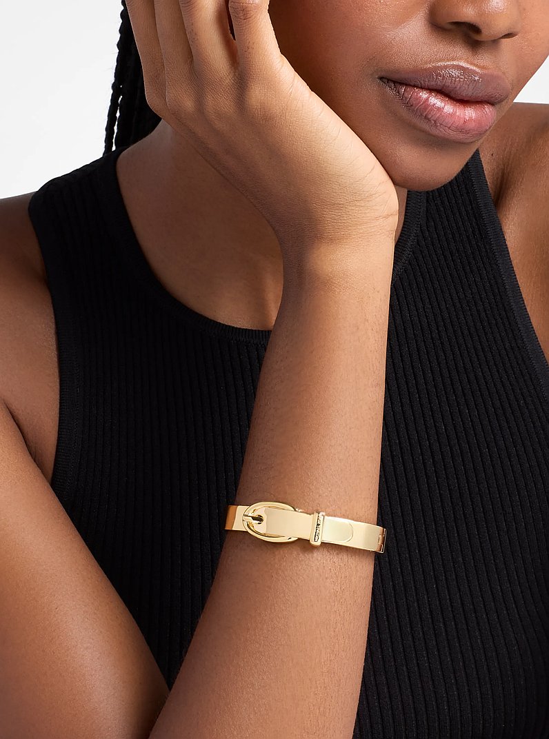 Buckle Bangle in GOLD | Michael Kors