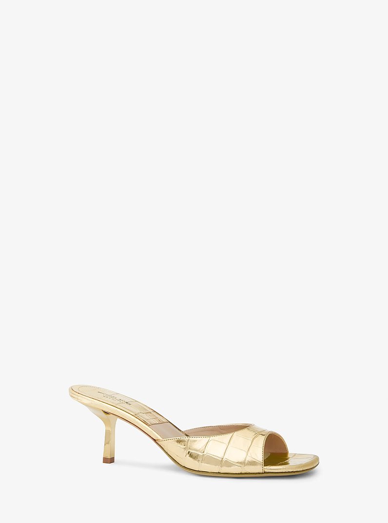 Sandalia Anita con motivo de cocodrilo metalizado en relieve in DORADO | Michael Kors