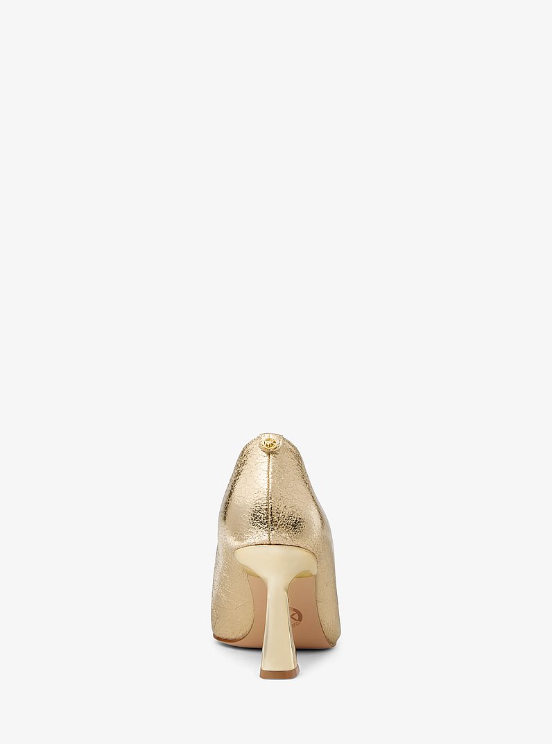 Clara Metallic Pump in DORADO P&Aacute;LIDO | Michael Kors