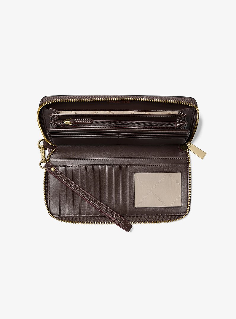 Grand portefeuille continental Jet Set Travel en cuir grain&eacute; in CHOCOLAT | Michael Kors