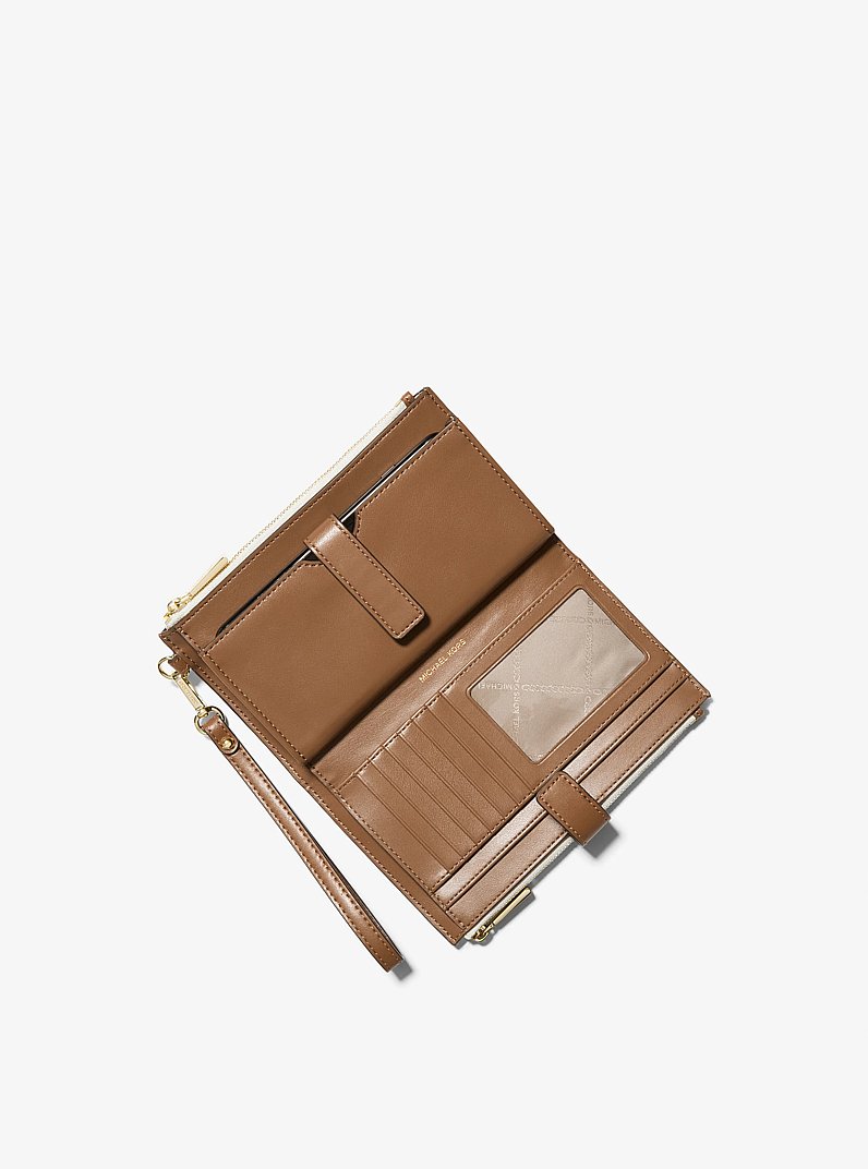 Adele Logo Smartphone Wallet in VANILLA | Michael Kors